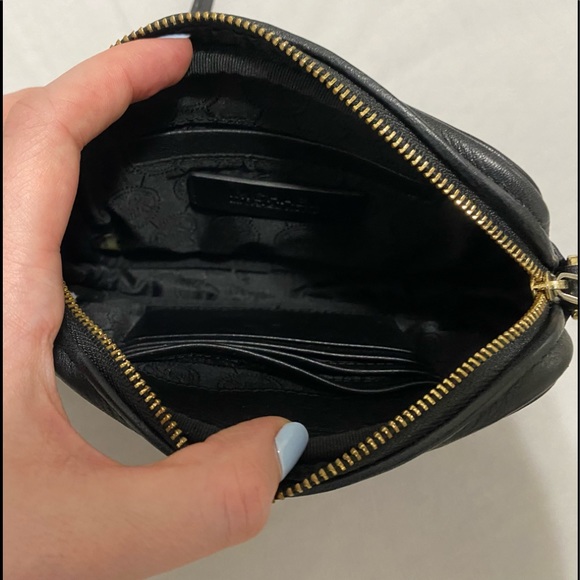 MICHAEL Michael Kors Black Crossbody Purse With Gold Details - Picture 10 of 10